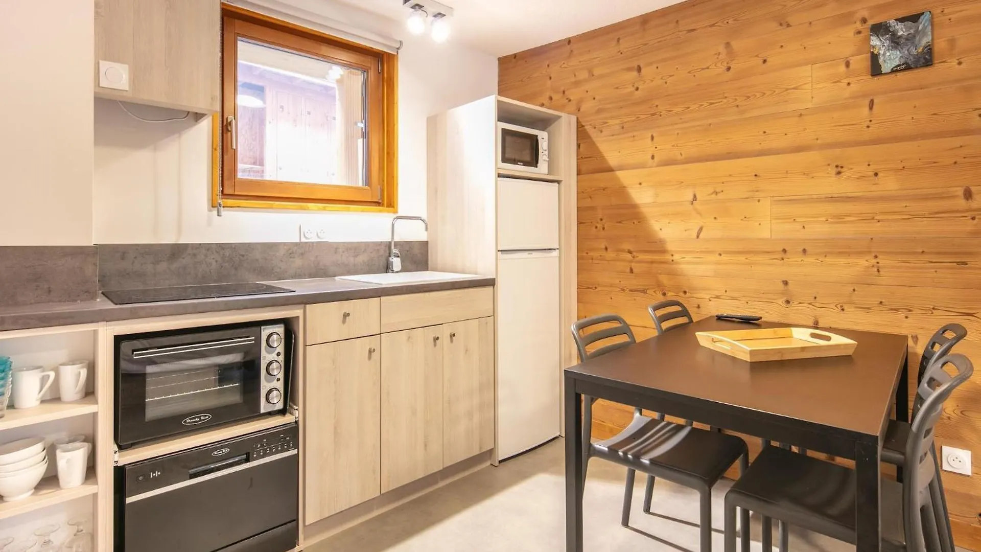 2 Room Apartment 5 People 1 Baby Garden Level Saint-Leger-les-Melezes