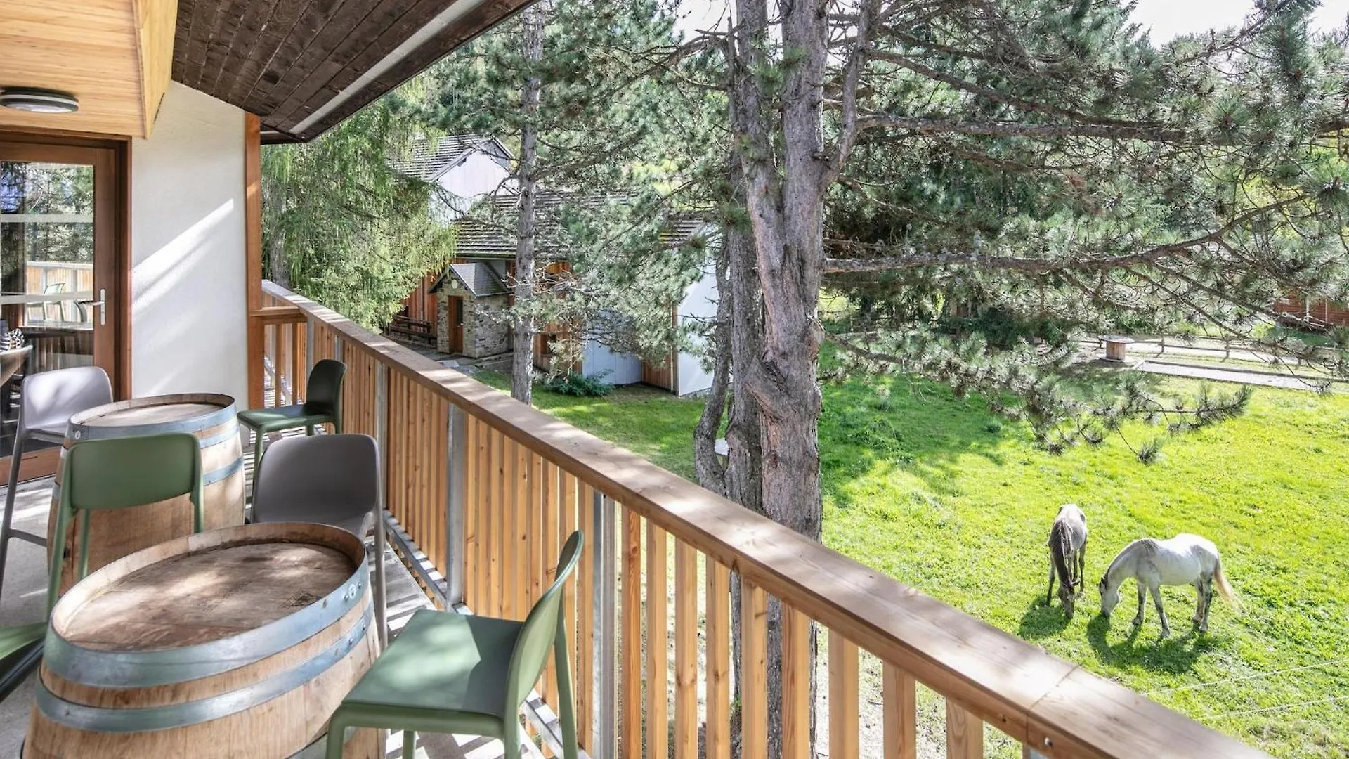 2 Room Apartment 5 People 1 Baby Garden Level Saint-Leger-les-Melezes Holiday home